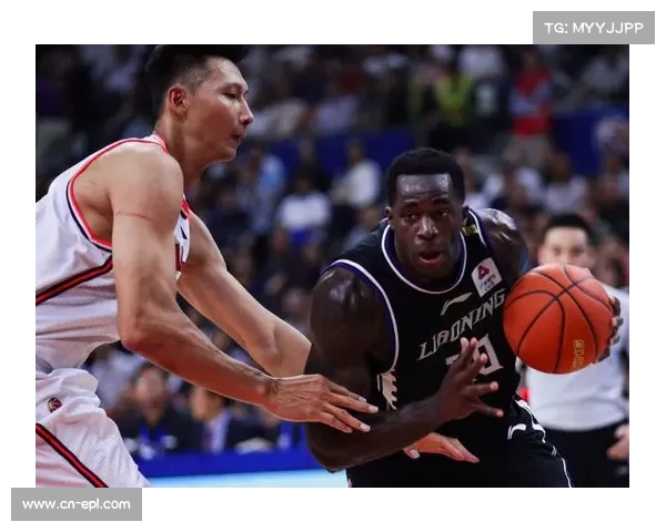 马达莱纳与马哈切夫冠军卫冕战,专家看好站立对决 马达莱纳与马哈切夫冠军卫冕战,专家看好站立对决